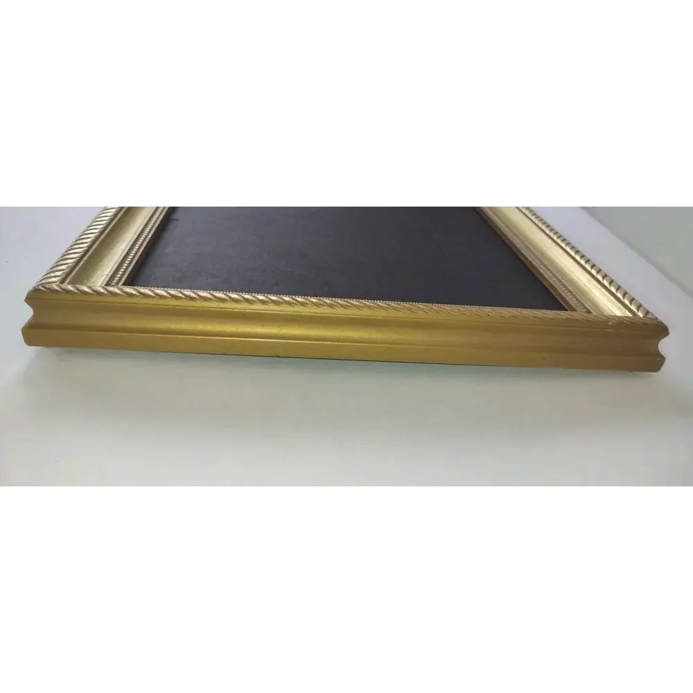 Gold Painted Wood Photo/ Picture Frame W/Glass 8X10” Rope Detail wall decor